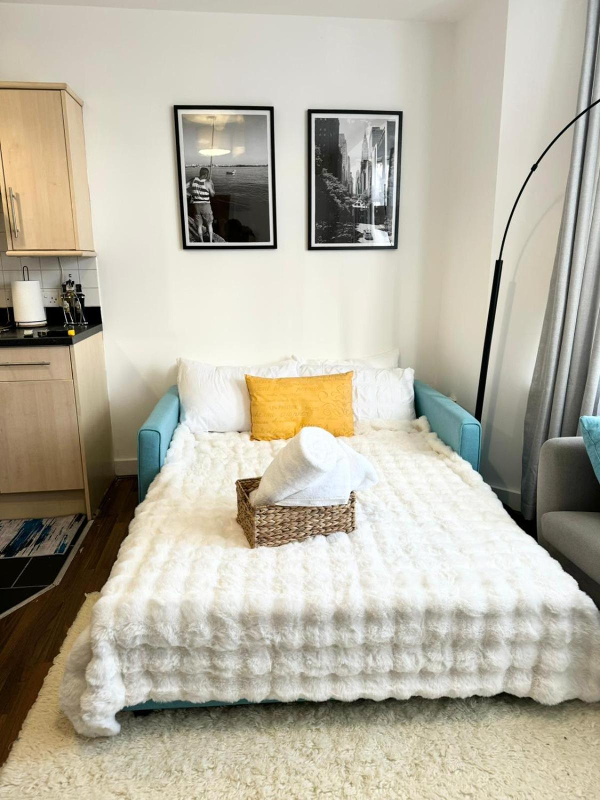 Cozy With Free Parking *