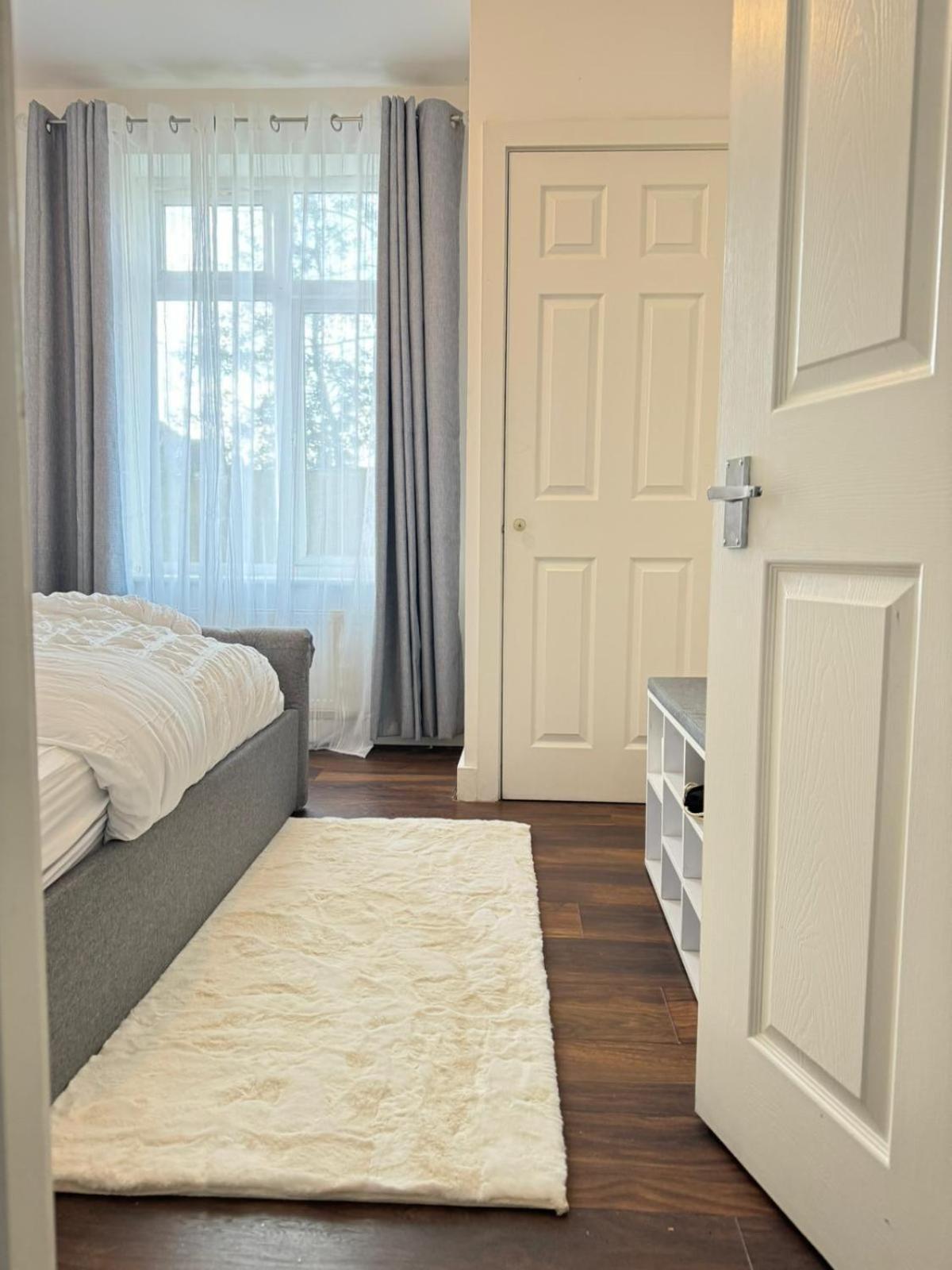 Apartment Cozy With Free Parking